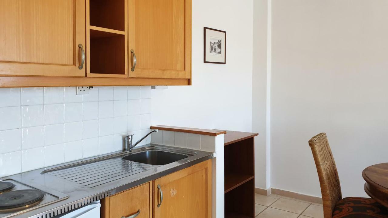 Paramount Hotel Apartments Protaras Exterior photo